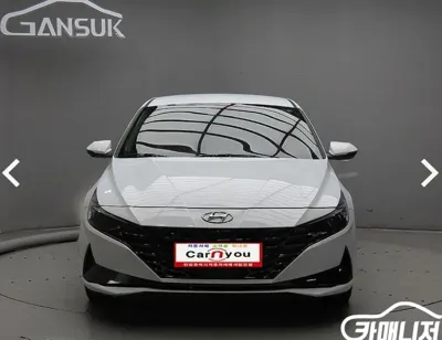 Hyundai Avante · 2022 год