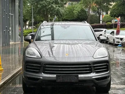 Porsche Cayenne 2022, 58000 км, за 447000 CNY