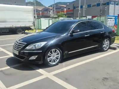 Hyundai Genesis 2012, 132997 км, за 4900000 KRW - фото 2