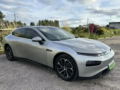 Xpeng P7 2022, 130000 км, за 76800 CNY