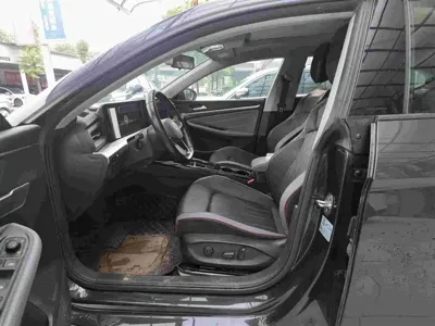 Volkswagen Lamando 2023, 49900 км, за 106800 CNY - фото 13