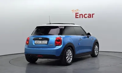 MINI Cooper 2018, 153924 км, за 7400000 KRW