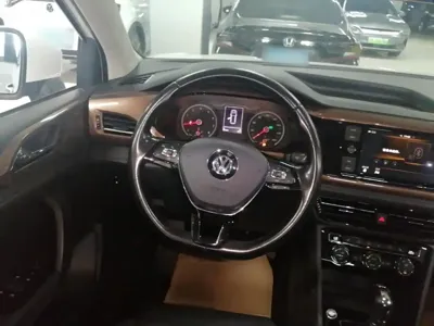Volkswagen Tharu 2019, 40400 км, за 80700 CNY - фото 11