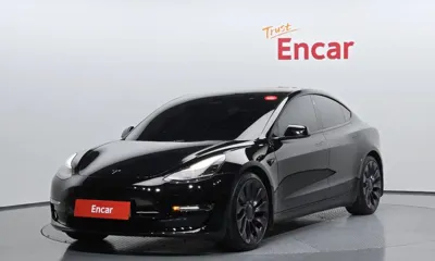Tesla Model 3 · 2021 год
