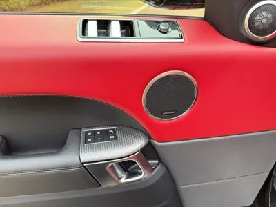 Land Rover Sport 2019, 90000 км, за 339799 CNY - фото 8