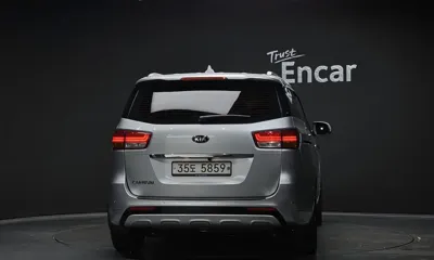 Kia Canival 2015, 101197 км, за 10700000 KRW