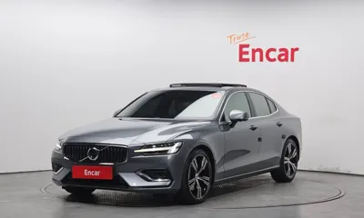Volvo S60 · 2020 год