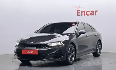 Kia K5 · 2021 год