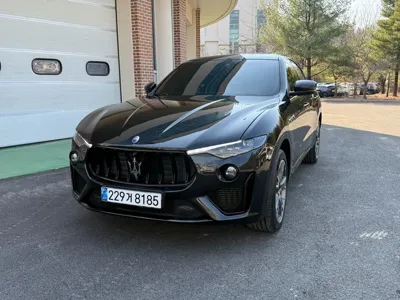 Maserati Levante 2020, 76382 км, за 35990000 KRW