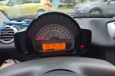 Smart Fortwo 2012, 66400 км, за 33983.05 CNY - фото 8