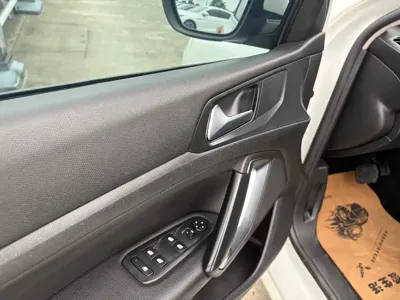 Peugeot 408 2017, 72000 км, за 22799 CNY - фото 12