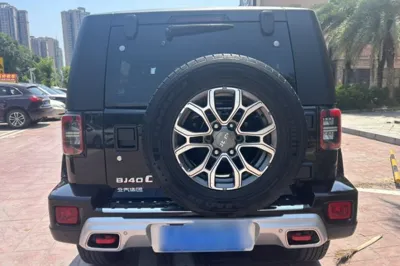 BAIC Off-Road BJ40 2020, 115400 км, за 85464.07 CNY - фото 11