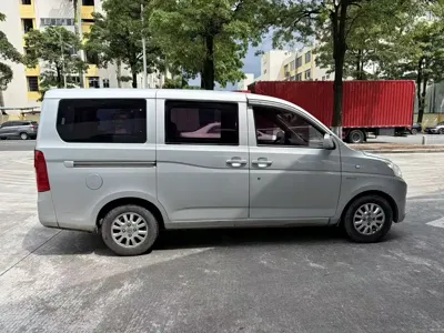 Wuling Rongguang V 2019, 96000 км, за 16800 CNY
