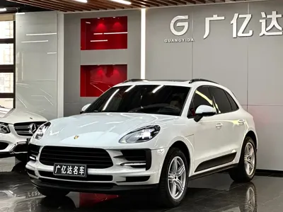 Porsche Macan · 2020 год