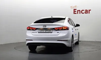 Hyundai Avante 2016, 116115 км, за 8350000 KRW