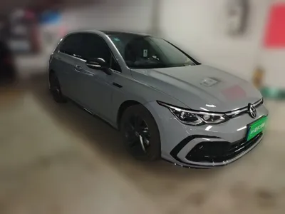 Volkswagen Golf 2021, 54300 км, за 98903.66 CNY
