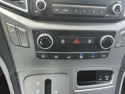 Hyundai Starex 2017, 72020 км, за 12300000 KRW - фото 7