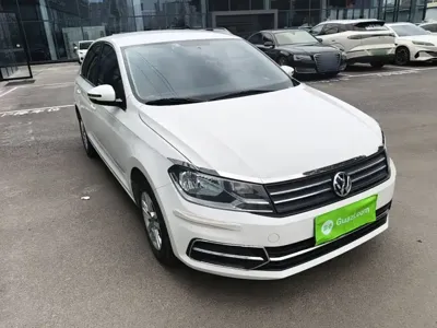 Volkswagen Santana 2022, 22300 км, за 40599 CNY - фото 4