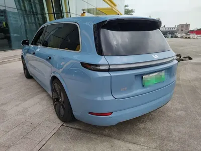 Li Auto Li L9 2023, 97000 км, за 209800 CNY
