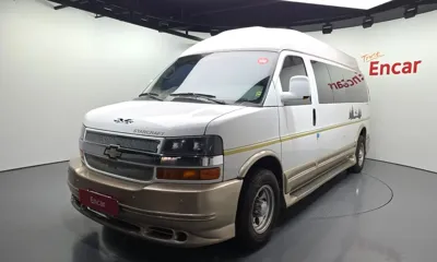 Chevrolet Express Van · 2010 год