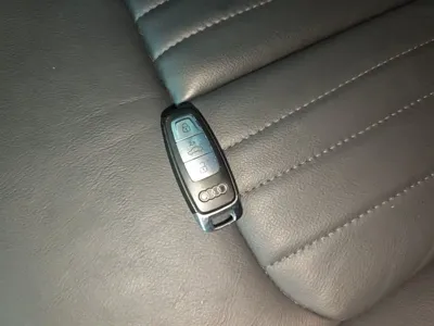 Audi A6L 2022, 80700 км, за 212100 CNY - фото 9