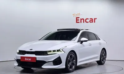 Kia K5 · 2020 год