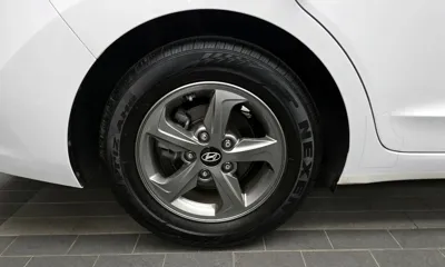 Hyundai Avante 2017, 38596 км, за 11900000 KRW - фото 5