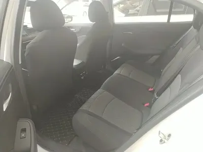 Roewe i5 2023, 2100 км, за 38800 CNY - фото 17
