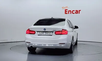 BMW 3-Series 2016, 119588 км, за 8300000 KRW