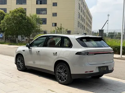 Leapmotor Leapmotor C10 2025, 3900 км, за 116000 CNY
