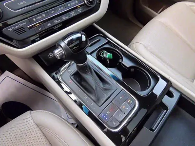 Kia Canival 2016, 97543 км, за 13500000 KRW - фото 11
