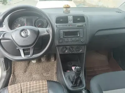 Volkswagen Polo 2016, 81100 км, за 23900 CNY - фото 12