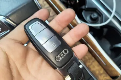 Audi A6L 2019, 119600 км, за 202729.24 CNY - фото 17