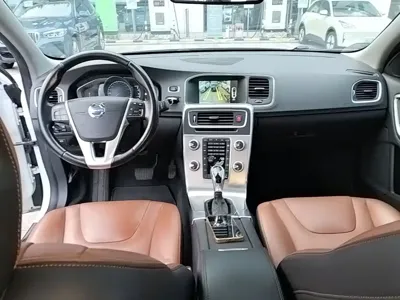 Volvo S60 2015, 176400 км, за 33300 CNY - фото 10