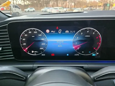 Mercedes-Benz GLS-Class 2025, 9000 км, за 140000000 KRW - фото 8