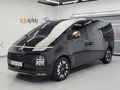 Hyundai Staria · 2025 год