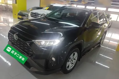 Toyota RAV4 2022, 20900 км, за 112870.25 CNY - фото 1