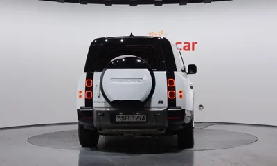 Land Rover Defender 2023, 24985 км, за 89990000 KRW