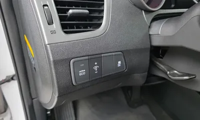 Hyundai Avante 2015, 142350 км, за 6200000 KRW - фото 19