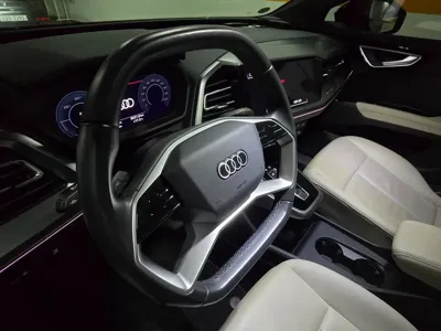 Audi Q4 e-tron 2023, 76000 км, за 37550000 KRW - фото 10