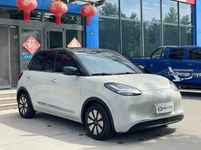 Wuling Bingo 2023, 18000 км, за 43800 CNY
