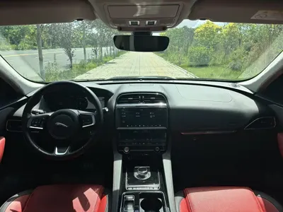 Jaguar F-Pace 2020, 20299 км, за 152800 CNY - фото 13