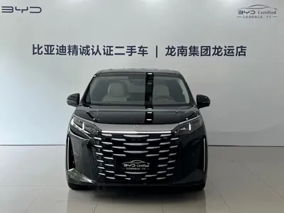 BYD Xia 2025, 20000 км, за 203800 CNY