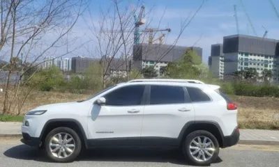 Jeep Cherokee 2015, 98700 км, за 7300000 KRW