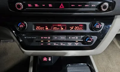 Kia Canival 2016, 74240 км, за 13000000 KRW - фото 16