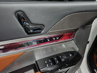 BMW 7-Series 2025, 18000 км, за 115900000 KRW - фото 14