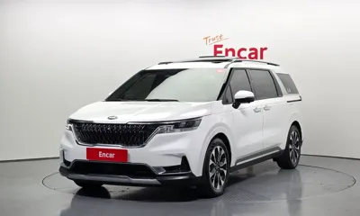 Kia Canival · 2021 год