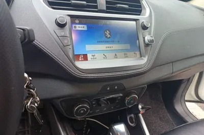 Ford Escort 2017, 68900 км, за 30253.91 CNY - фото 14