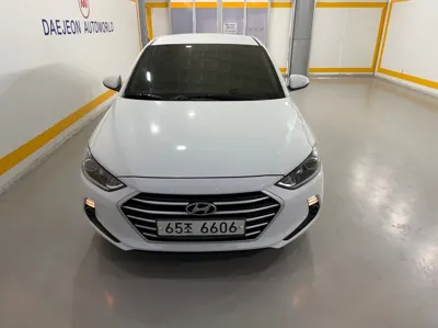 Hyundai Avante · 2018 год
