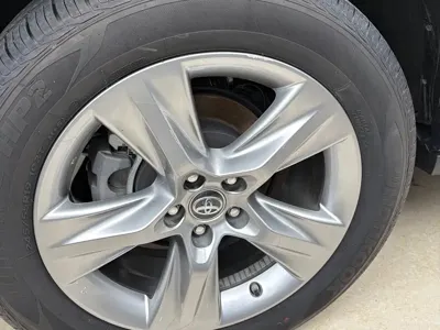Toyota Highlander 2020, 70000 км, за 125800 CNY - фото 11